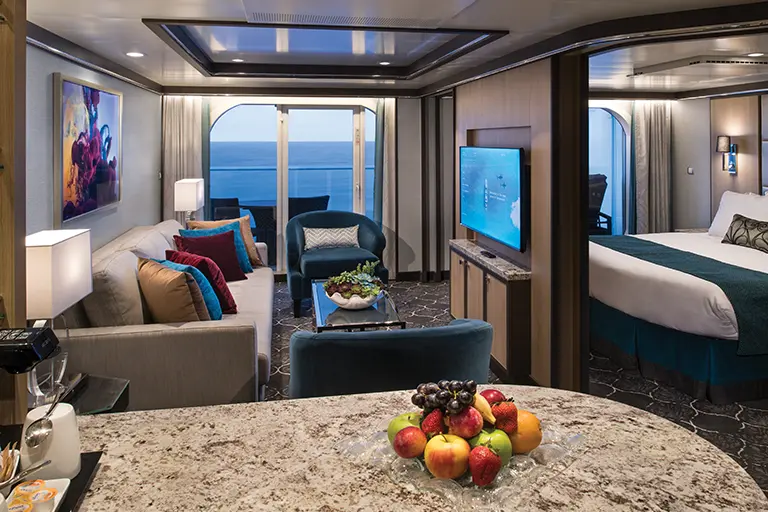 Rci Sy Grandsuiteonebedroom 10654 Lr Cmyk