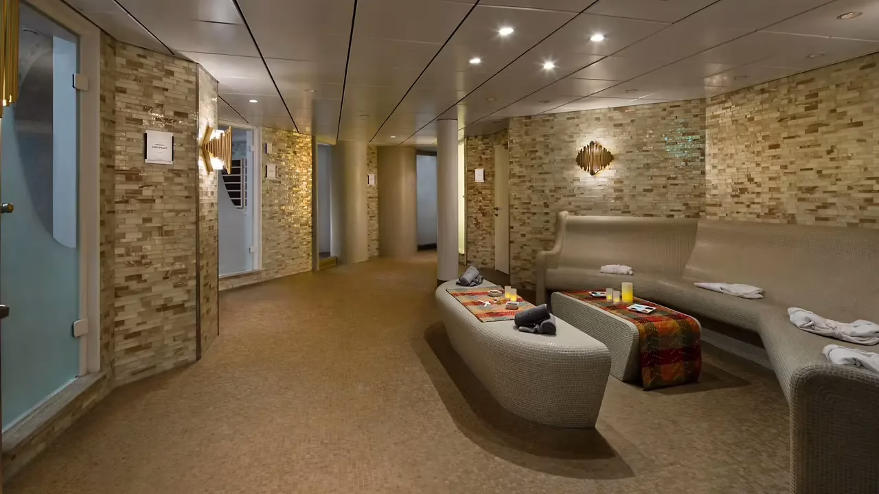 Celebrity Summit - Garden Spa