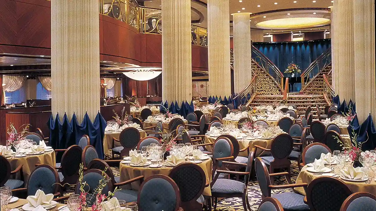 Radiance of the Seas - Main Dining Room